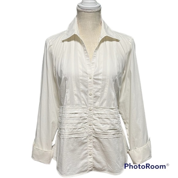 Paperwhite Feminine Ecru button front cuffed sleeves classic tuxedo blouse - Picture 1 of 7